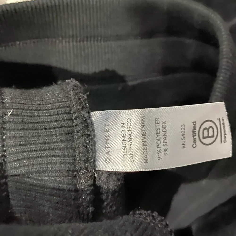Athleta Double Cozy Karma black Recover Joggers sweatpants
